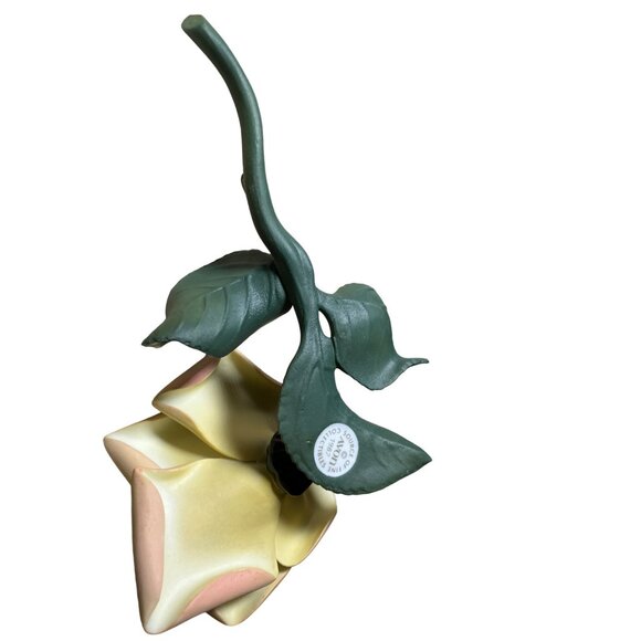 Avon 1987 Seasons Bloom Collection Yellow Rose Porcelain Flower Vintage - Picture 6 of 8